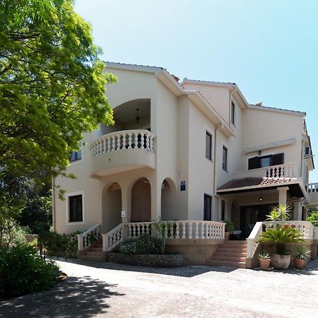 Apartments Rozelyn Ugljan Dış mekan fotoğraf