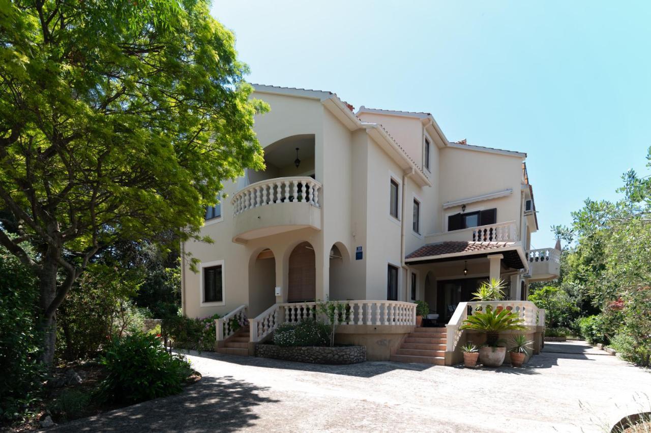 Apartments Rozelyn Ugljan Dış mekan fotoğraf