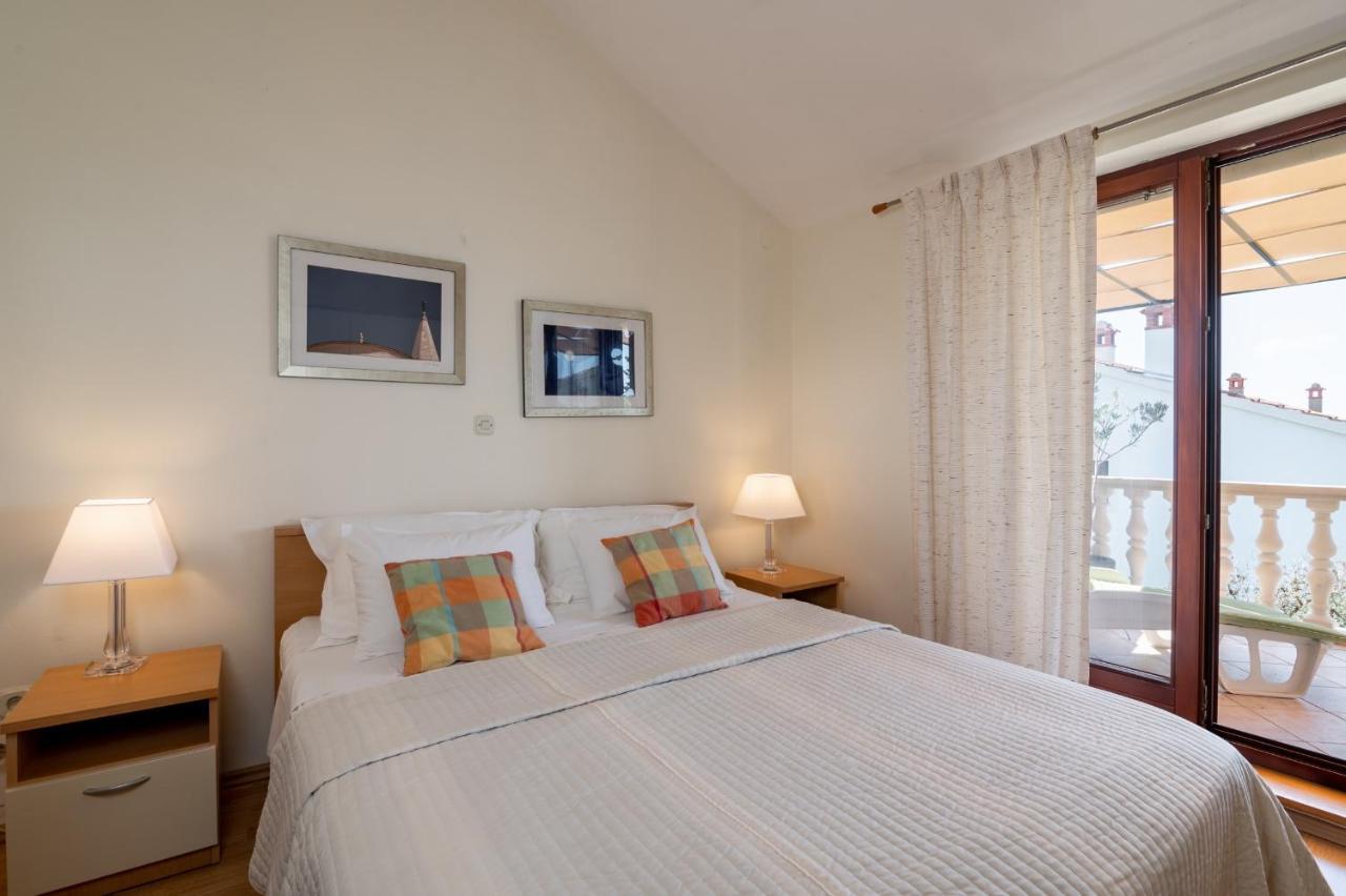 Apartments Rozelyn Ugljan Dış mekan fotoğraf