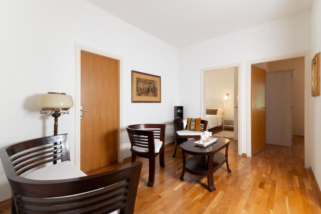 Apartments Rozelyn Ugljan Dış mekan fotoğraf