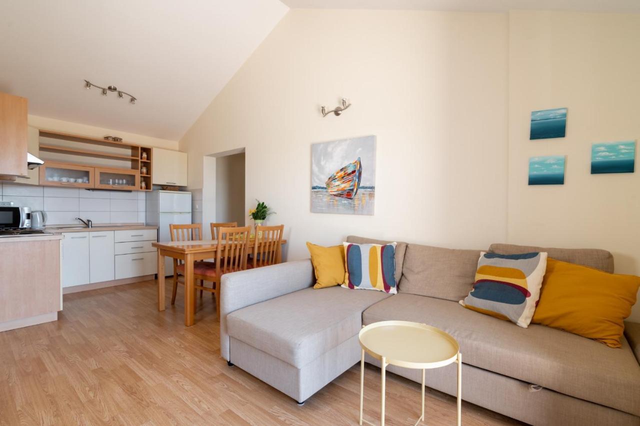 Apartments Rozelyn Ugljan Dış mekan fotoğraf