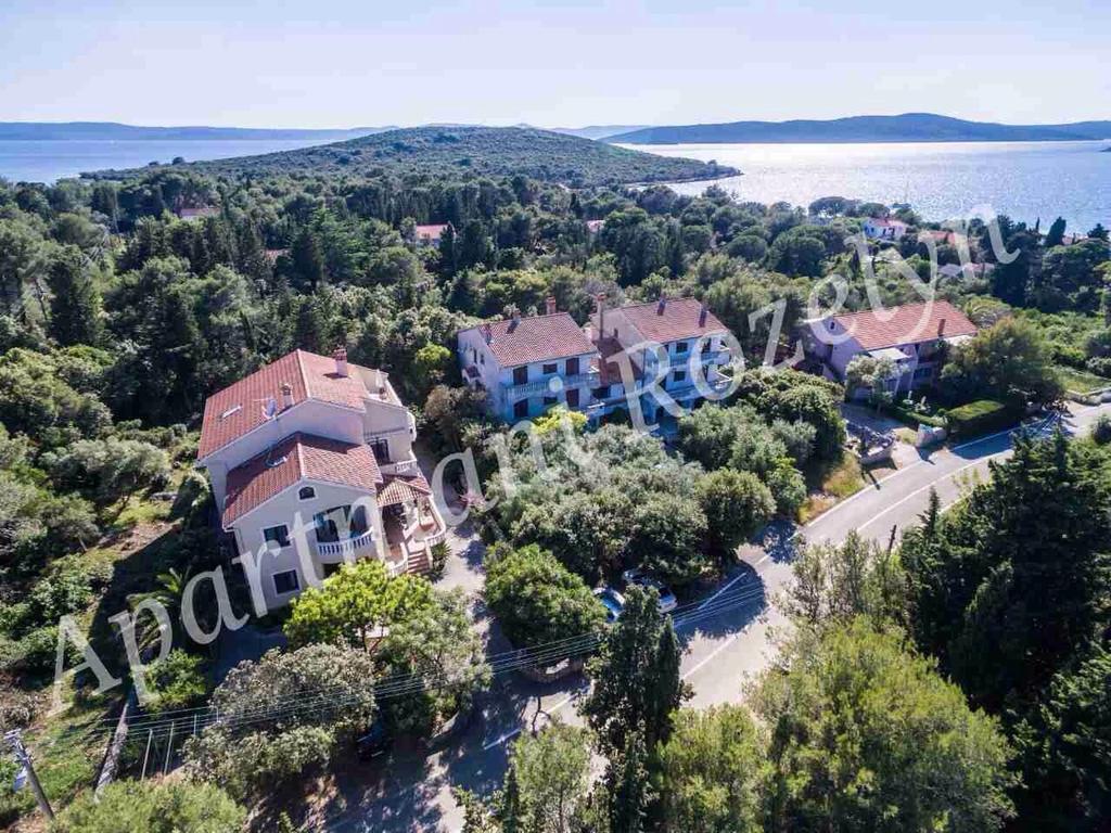 Apartments Rozelyn Ugljan Dış mekan fotoğraf